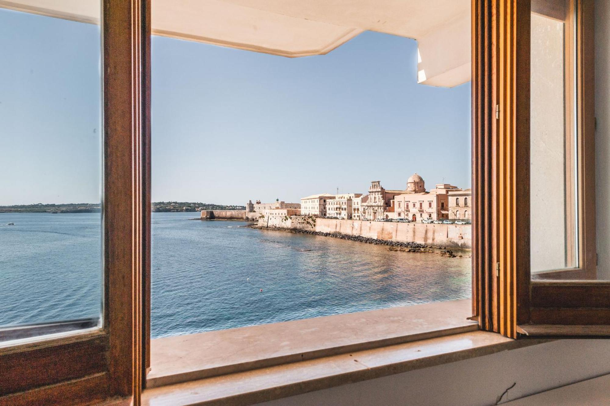 Una Finestra Su Cala Rossa By Wonderful Italy Syracuse Exterior photo